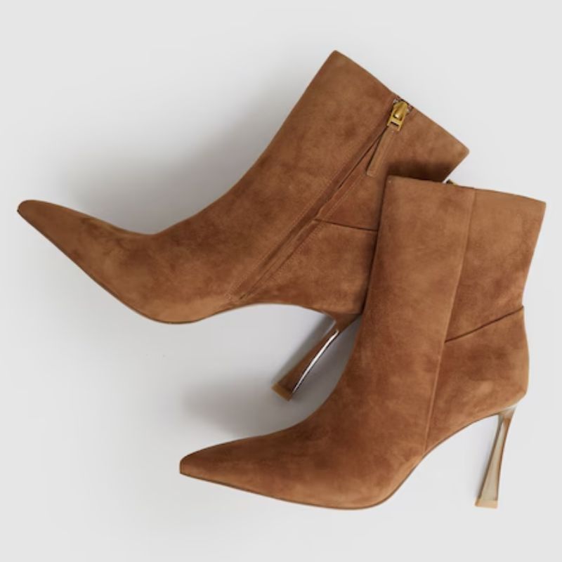 Cat Deeley&#039;s tan suede ankle boots from Reiss