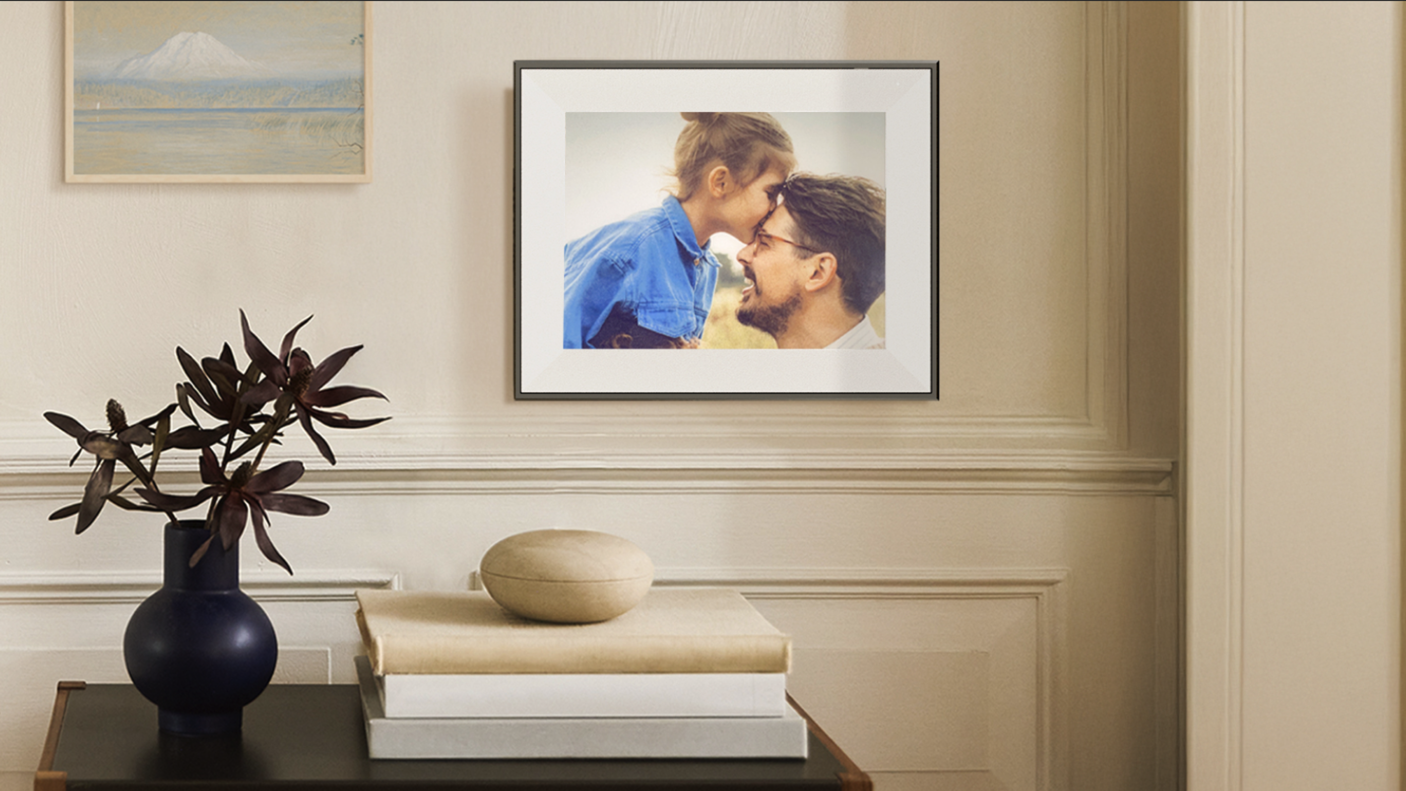 The Aura Ink digital photo frame uses e-ink instead of LCD technology