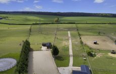 Hilltop-Farm_88914762_196626181.jpg