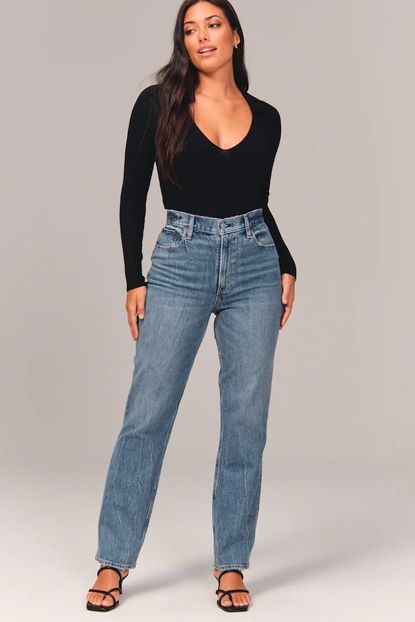 Abercrombie's Curve Love 90s Ultra High Rise Straight Jeans