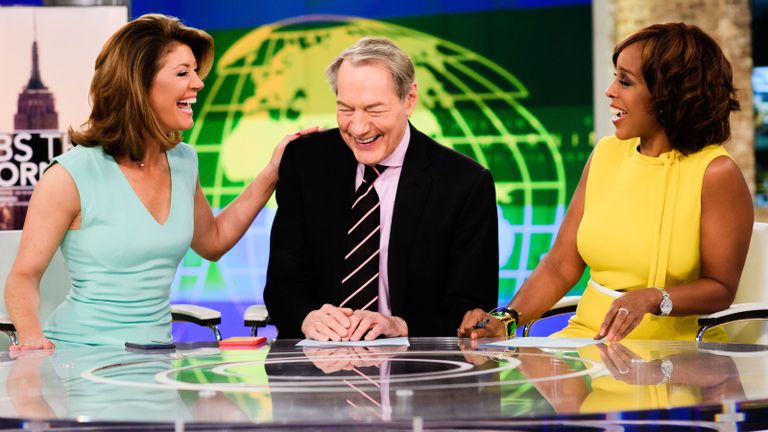 Green, Yellow, Event, Fun, Design, Newscaster, Adaptation, Leisure, Television program, Performance,