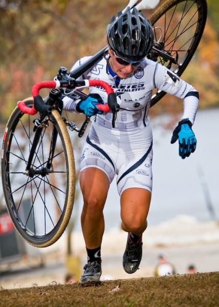 Arley Kemmerer (C3) on her way to third place.