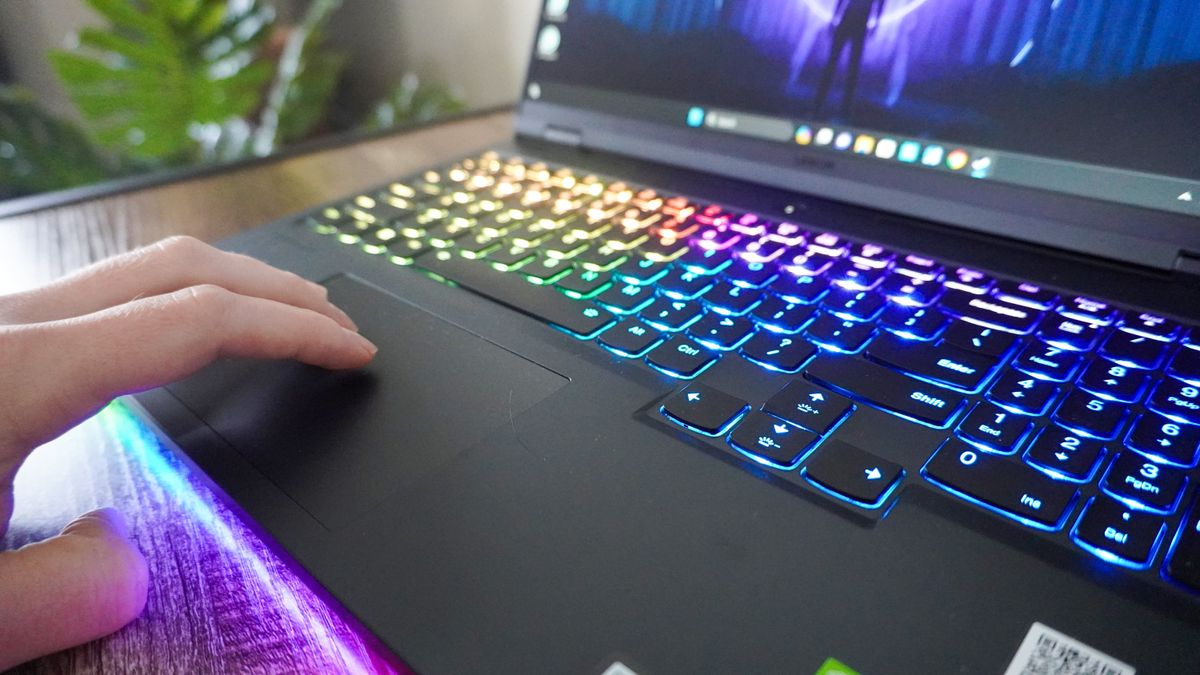 Lenovo Legion Pro 7i Gen 8 (2023) review: Just right | Tom's Guide