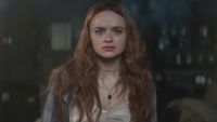 Joey King in Practical Magic 2.