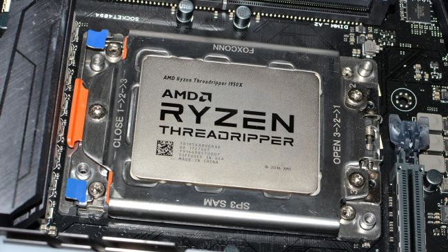 Close up of an AMD Ryzen Threadripper in the socket.