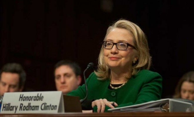 Conservatives are trying to use Hillary Clinton's words against her with a #whatdifferencedoesitmake hashtag.