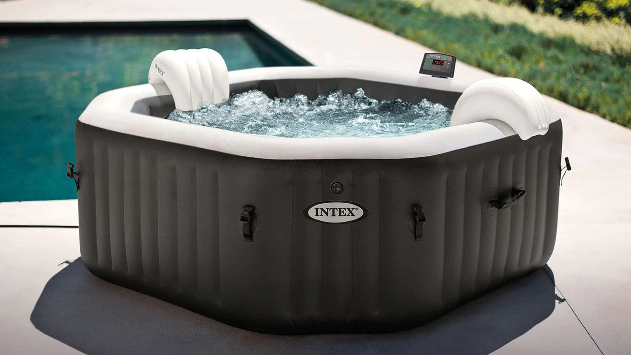 Best hot tubs: Intex PureSpa Jet and Bubble Deluxe Set