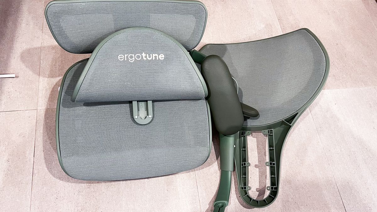 The larger parts of the ErgoTune Vesby office chair before assembly