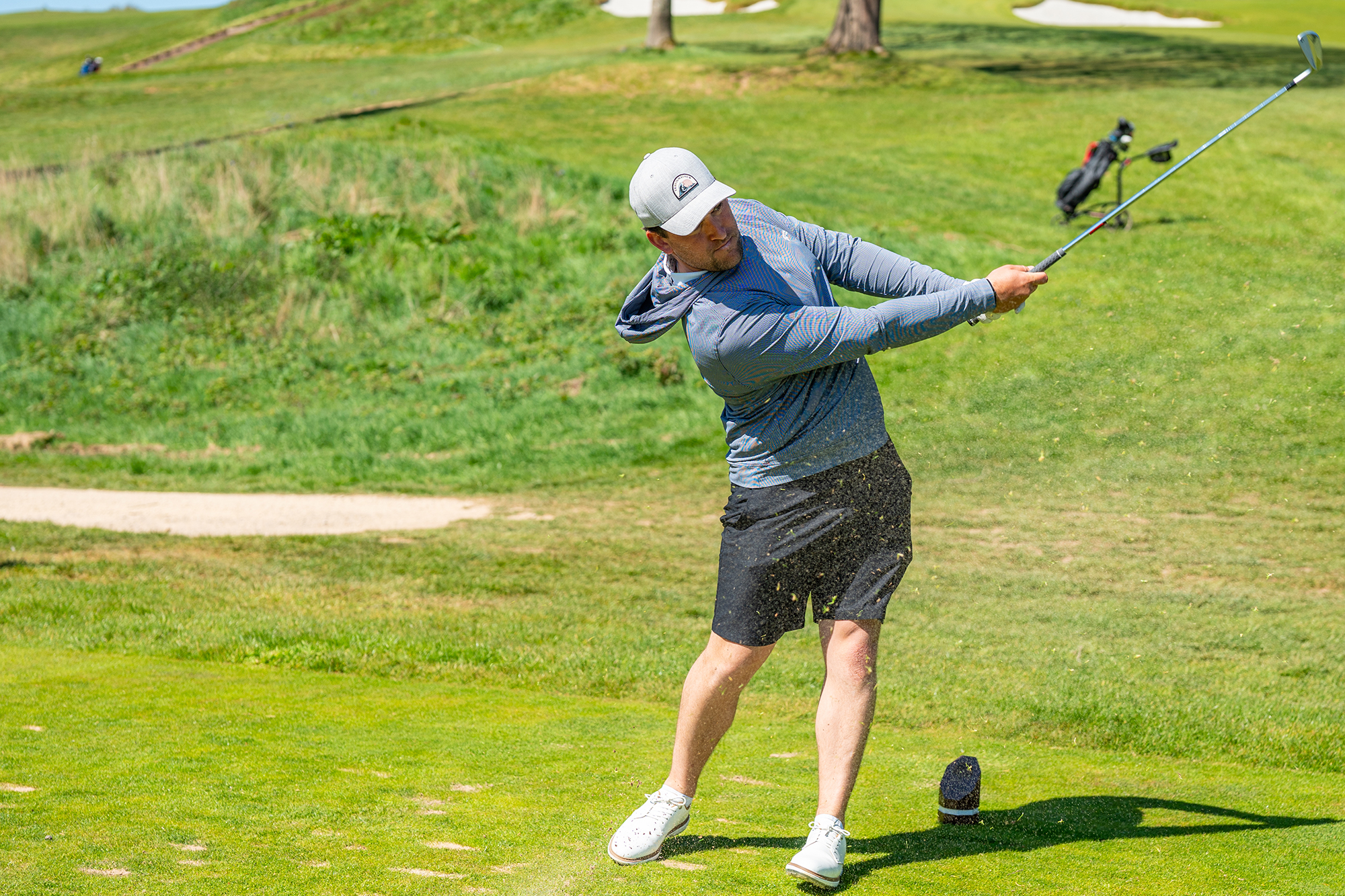 Sam De'Ath attempting to make a hole-in-one on a par-3