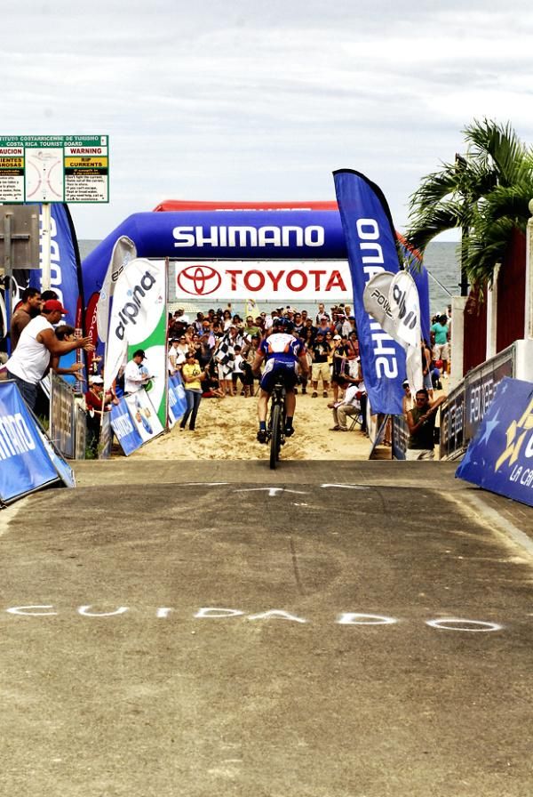 Riders finished directly on the beach.