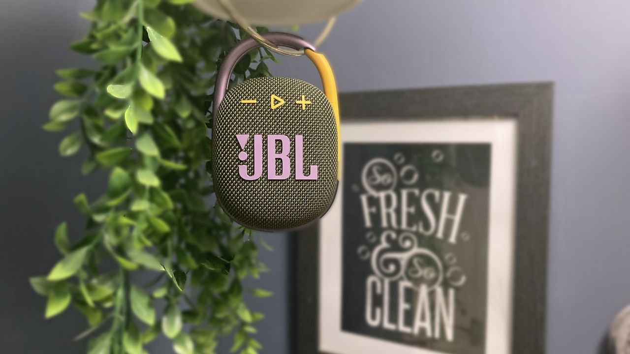 JBL Clip 4 being tested in writer&#039;s home