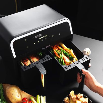 Image of Salter Dual Zone air fryer, which is a Ninja air fryer dupe