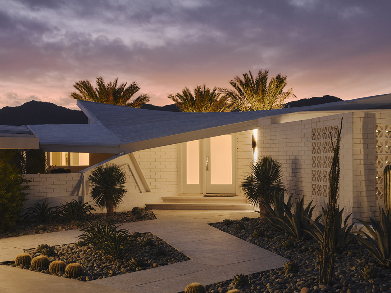 A Walter S White House Redesign In Palm Springs Wallpaper 