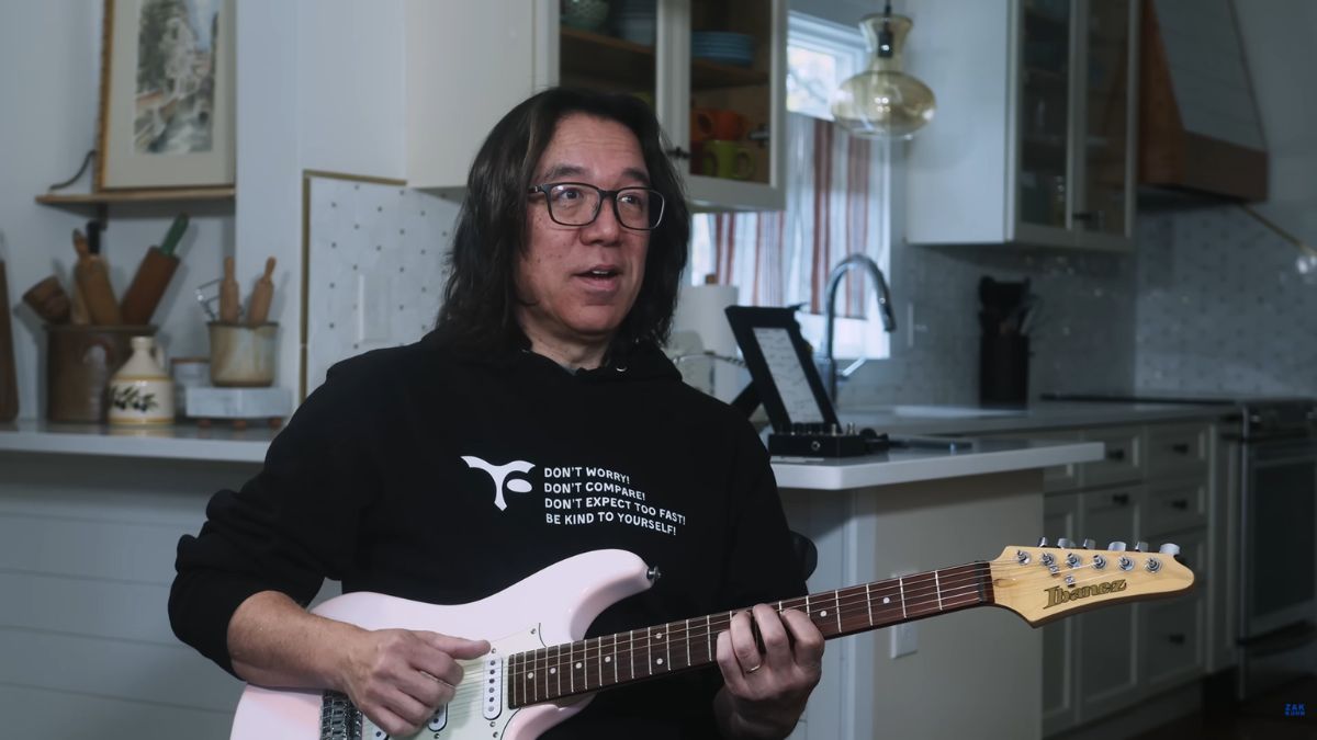 Tomo Fujita