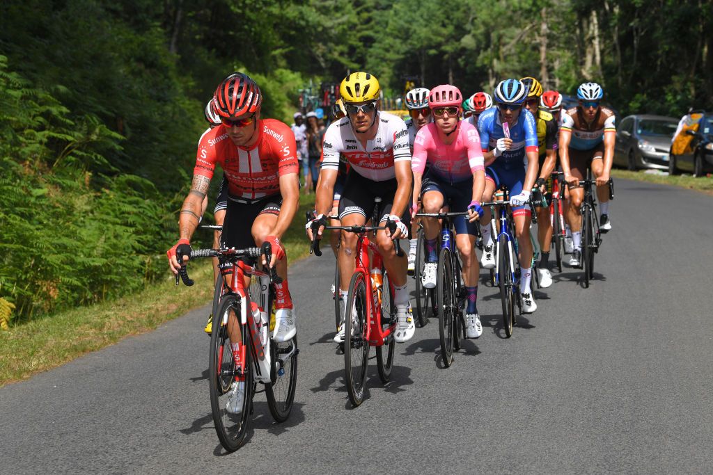 Nicolas Roche (Sunweb) at the head of the breakaway