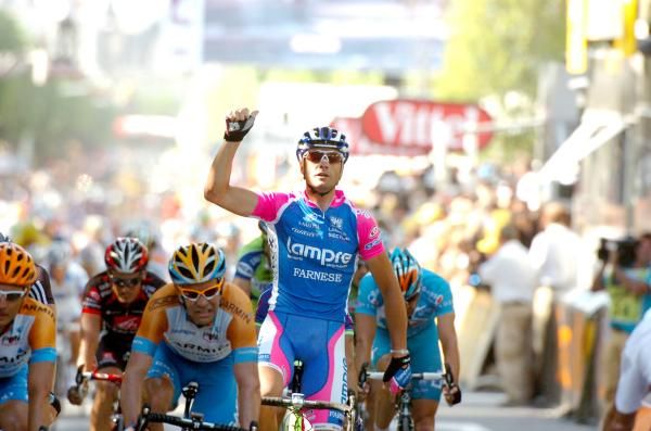 Alessandro Petacchi (Lampre-Farnese Vini) sits up after taking the spoils