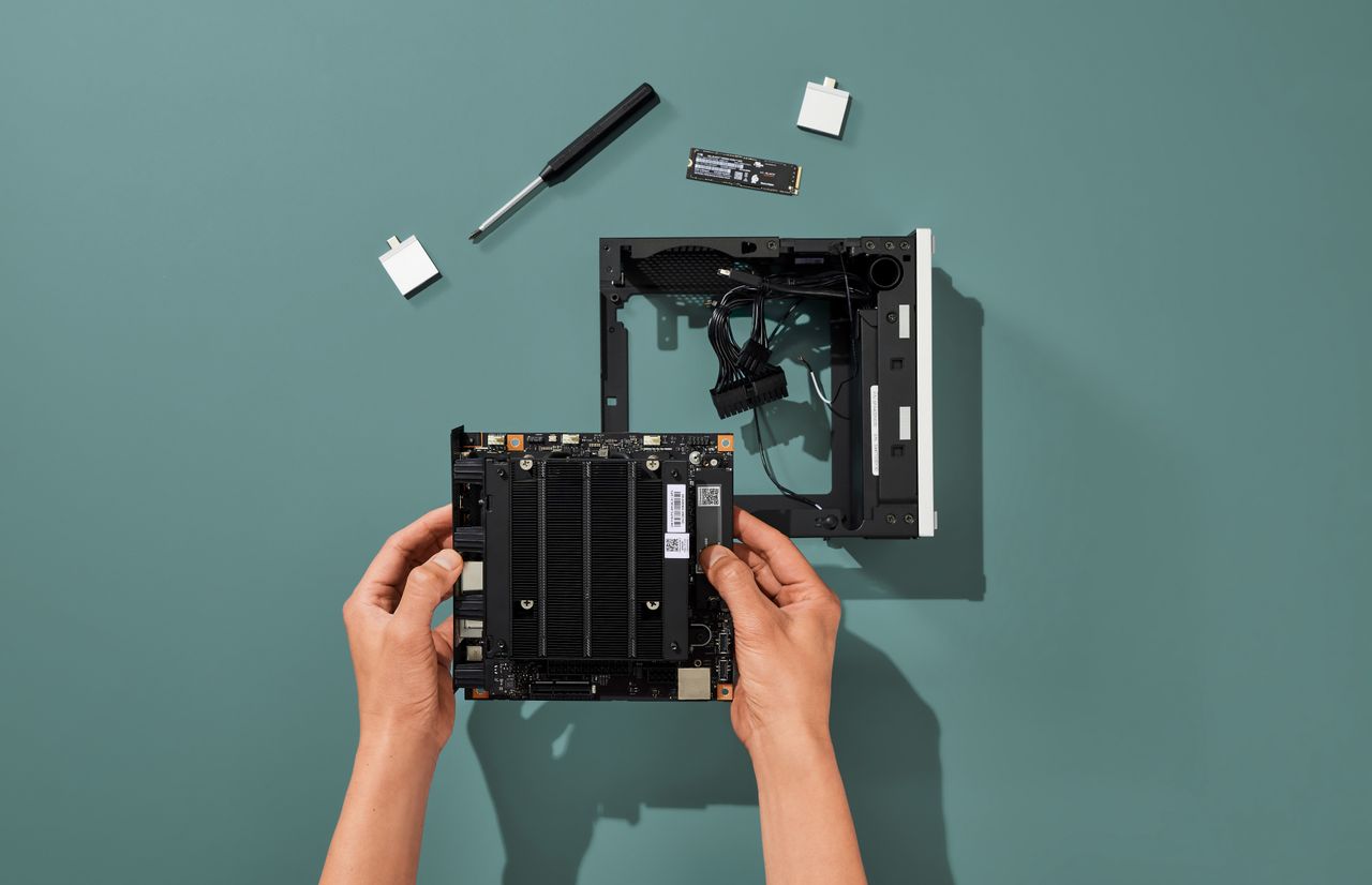 Framework Desktop mainboard