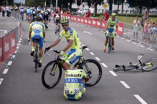 Matti Breschel (Tinkoff-Saxo) became separated from his bike