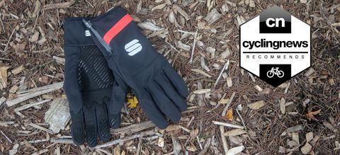 Sportful Fiandre winter cycling gloves from the top down
