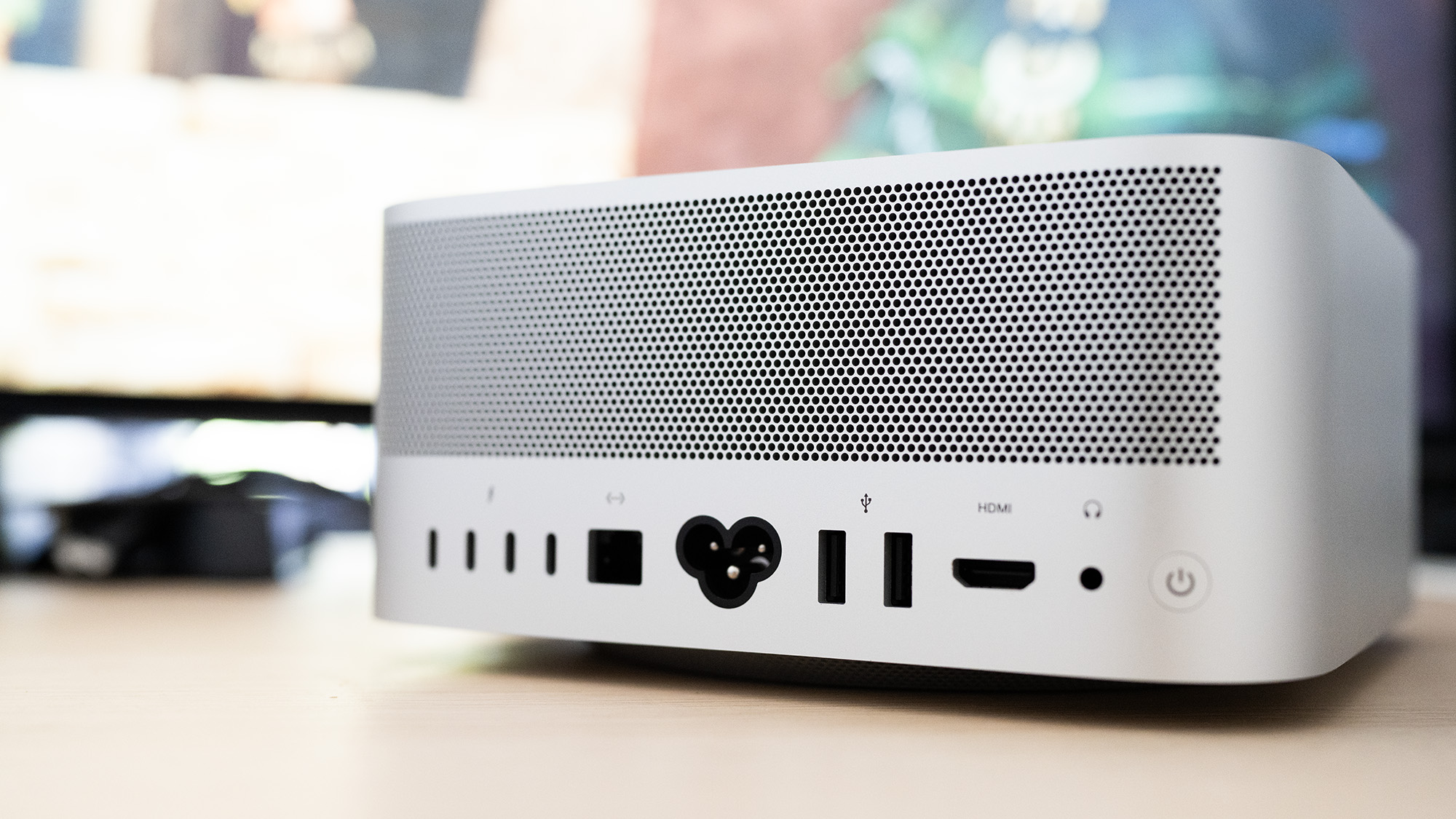 Apple Mac Studio M4 Max mini PC
