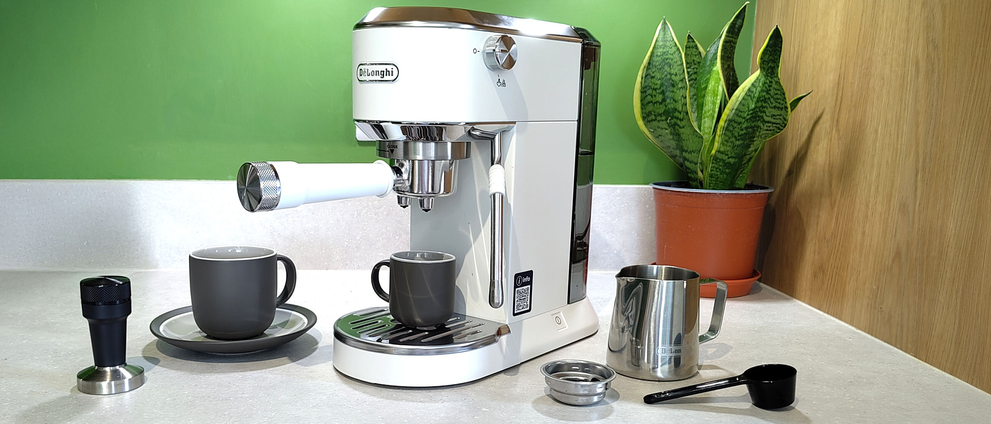 De&#039;Longhi Dedica Duo espresso machine