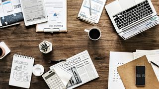 Laptop, smartphone and other mobile office paraphernalia