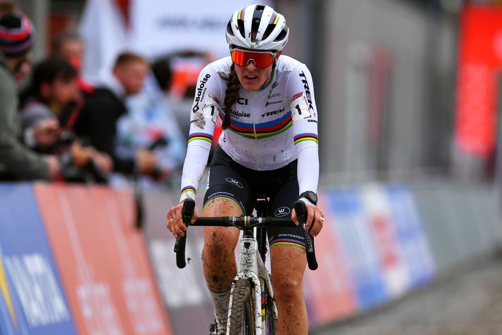 OVERIJSE BELGIUM OCTOBER 31 Lucinda Brand of The Netherlands and Team Baloise Trek Lions crosses the finishing line during the 62nd Druivencross Overijse UCI CycloCross Worldcup 2021 Womens Elite DruivencrossOverijse CXWorldCup UCIcyclocrossWC on October 31 2021 in Overijse Belgium Photo by Luc ClaessenGetty Images
