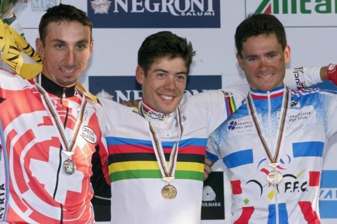 1999 Worlds: Elite men's podium (L-R) Markus Zberg (Switzerland), Oscar Freire (Spain) and Jean-Cyril Robin (France)