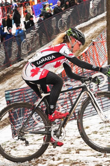 Emily Batty (CAN) rounding a 180 turn