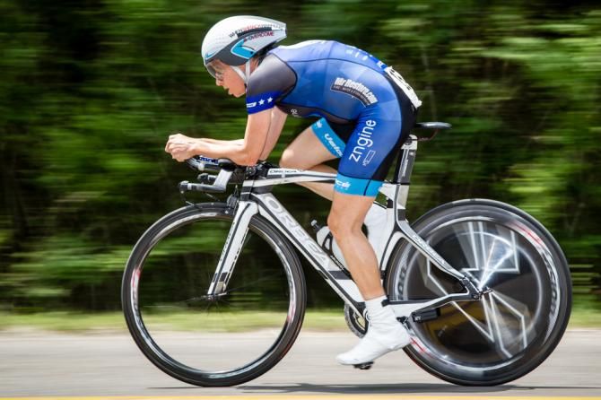 Amber Neben (FCS/Zngine) looking strong out on the course