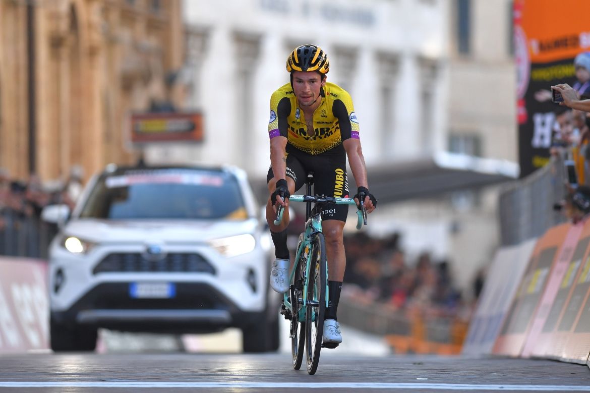 Primož Roglič couldn't hold on to Adam Yates on the final climb