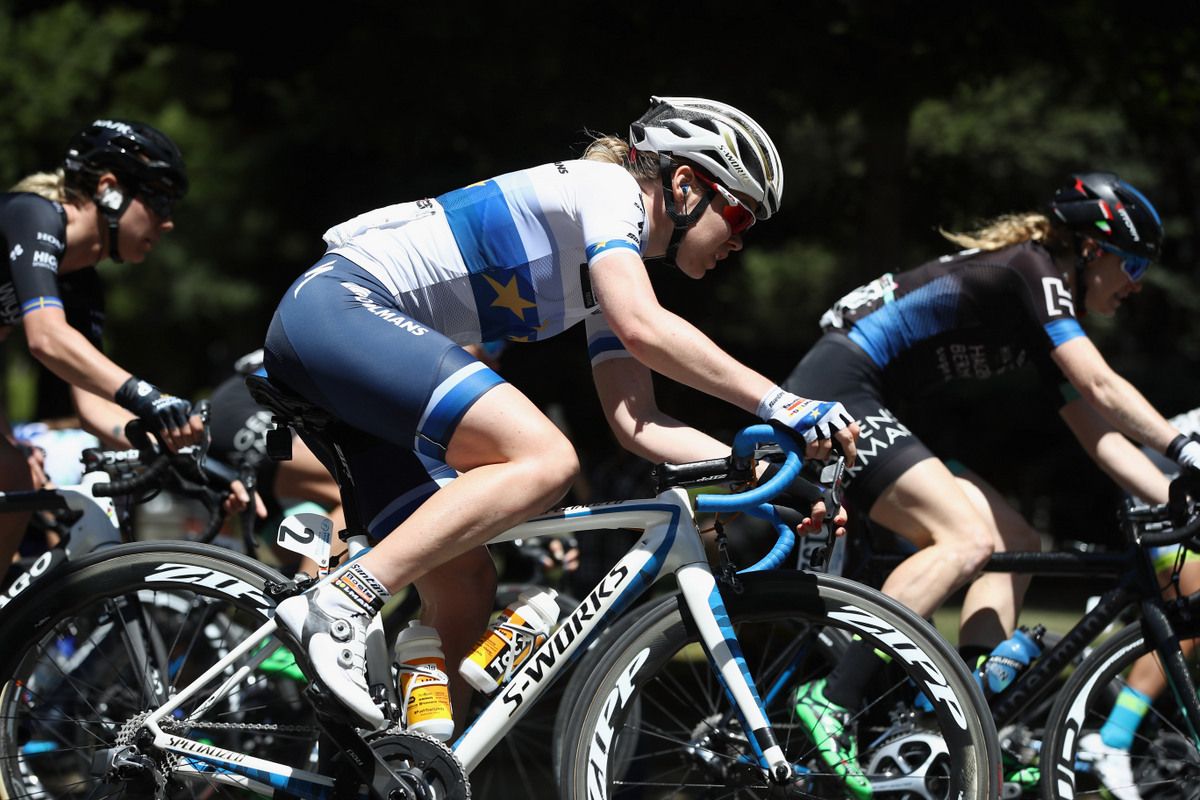 Anna van der Breggen (Boels Dolmans) mid-stage