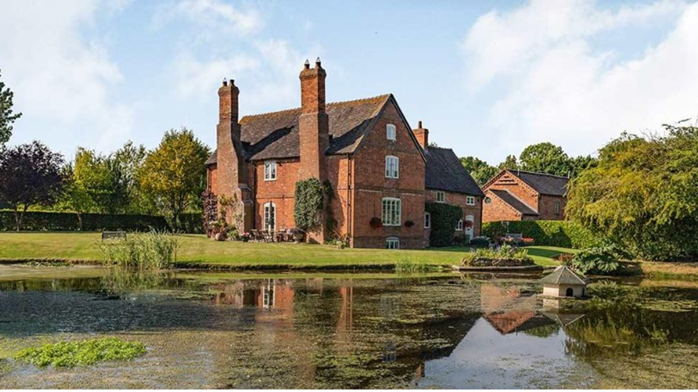 Stallbrook Hall, Derrington