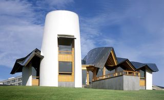 Frank Gehry-designed facility in Dundee