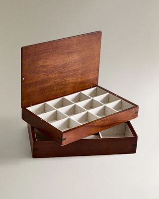 LARGE WOODEN JEWELLERY BOX