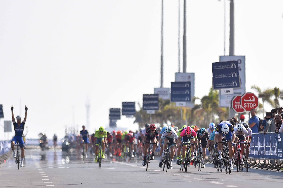 The sprint on Stage 1 of the Dubai Tour
