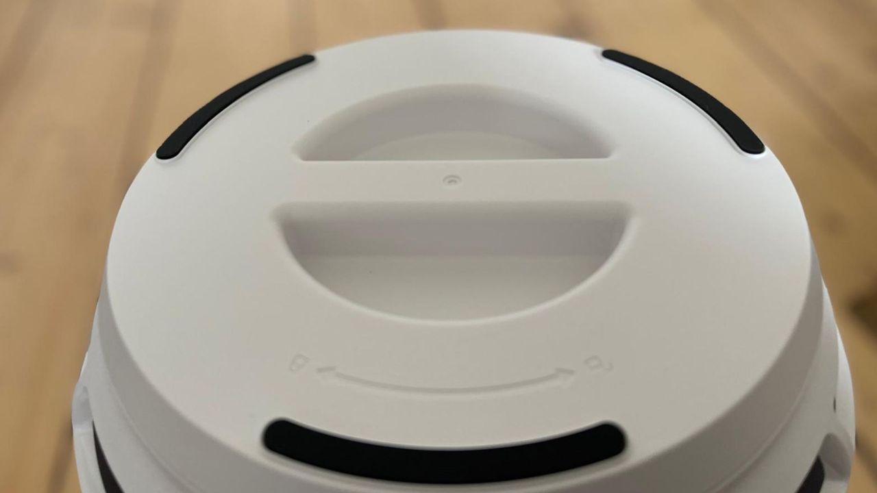 Shark NeverChange5 Air Purifier MAX for Home base