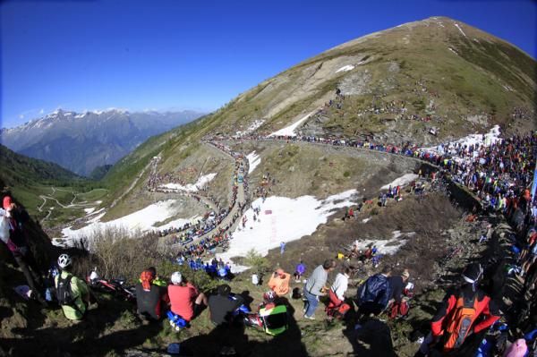 Epic scences at the Giro d'Italia