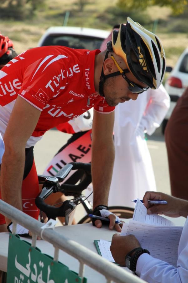 A Turkish rider takes care of the formalities