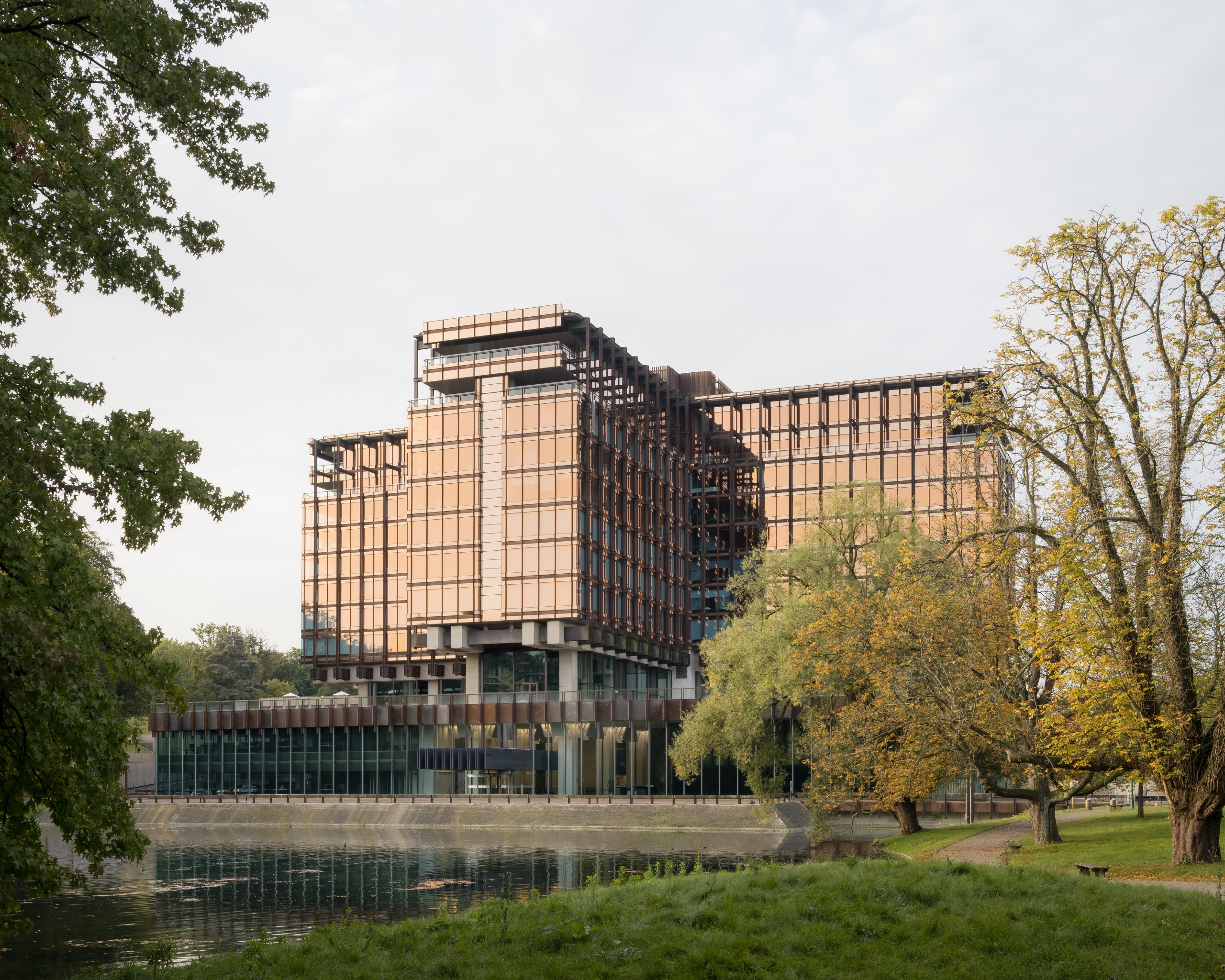 Royale Belge, Caruso St John Architects and Bovenbouw Architectuur with DDS+ (Belgium)