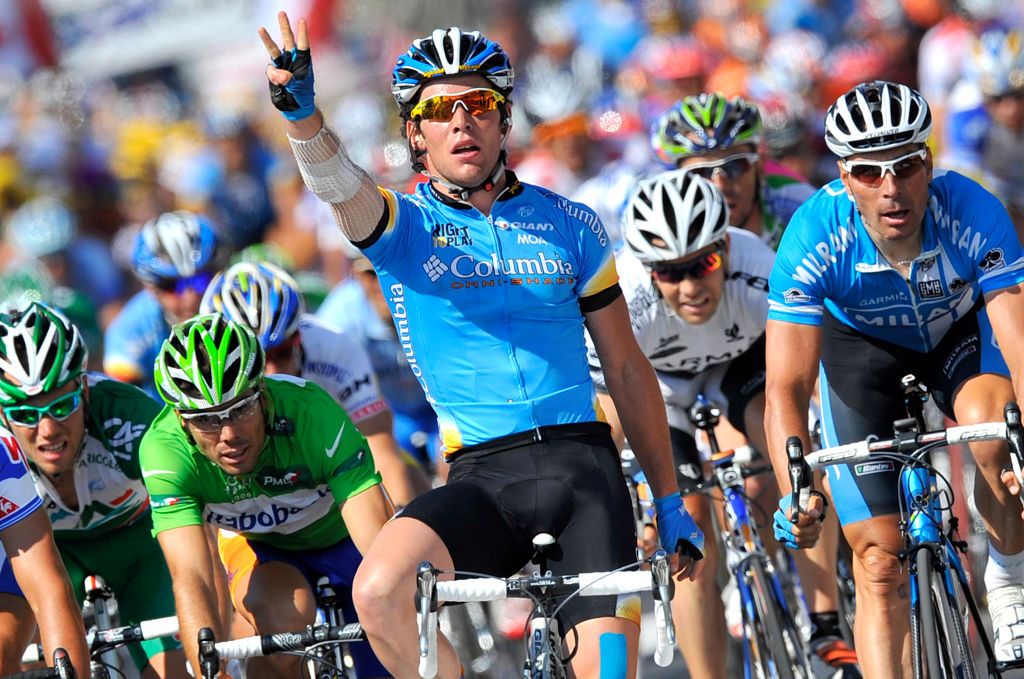 Cycling : Tour de France / Stage 12
Arrival Sprint / CAVENDISH Mark (Gbr) Celebration Joie Vreugde / ZABEL Erik (Bel) / FREIRE Oscar (Esp) Green Jersey /
Lavelanet - Narbonne (168,5 Km) /
Ronde van Frankrijk / TDF / Etape Rit / (c)Tim De Waele
