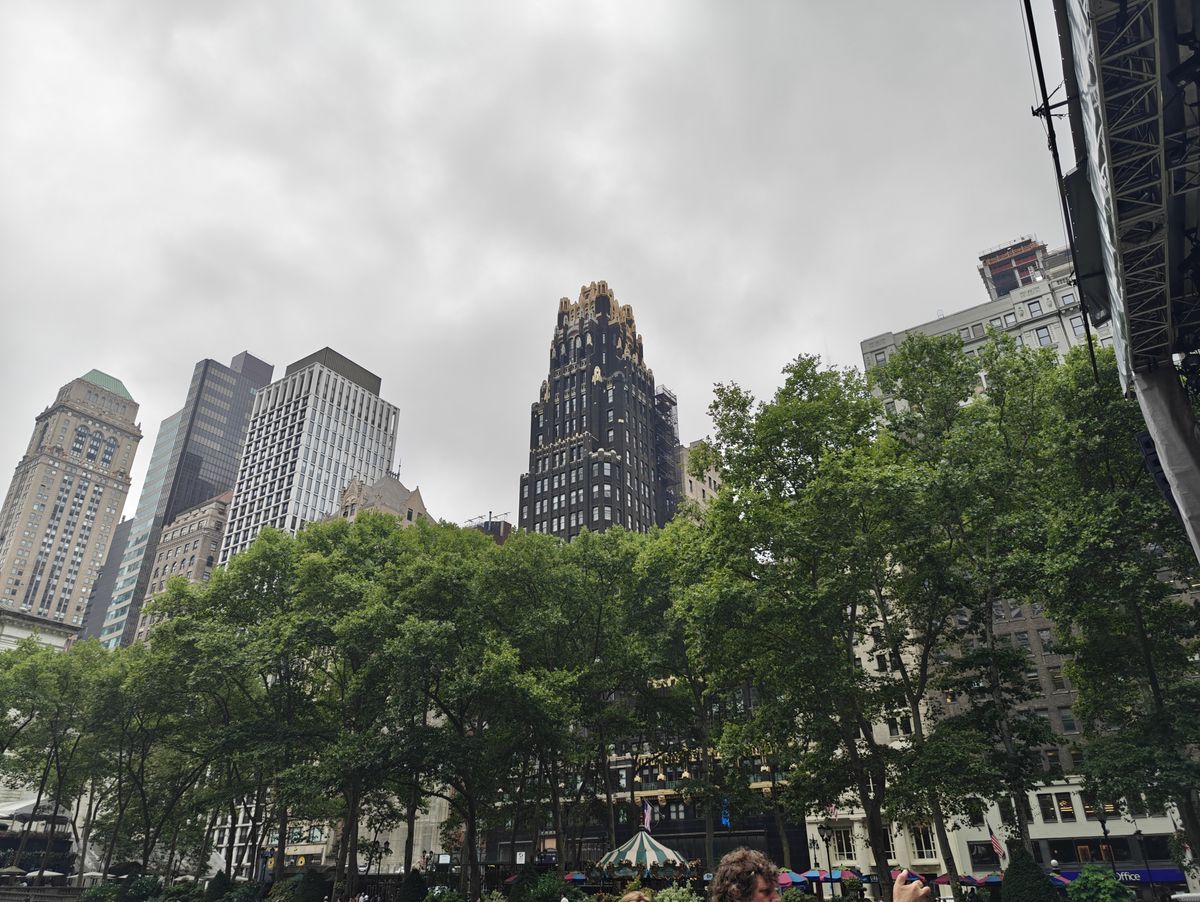 OnePlus Open dynamic range sample.