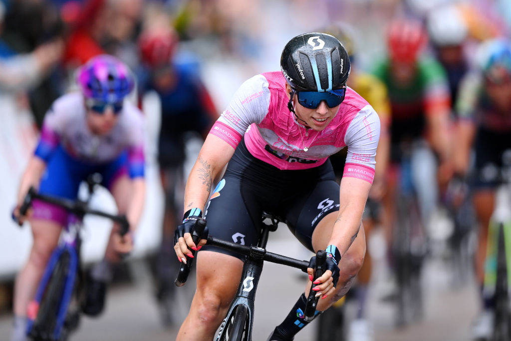 GLOUCESTER ENGLAND  JUNE 08 Lorena Wiebes of Netherlands and Team DSM pink points leader jersey crosses the finishing line after win the 8th The Womens Tour 2022 Stage 3 a 1079km stage from Tewkesbury to Gloucester  WomensTour  UCIWWT  on June 08 2022 in Gloucester England Photo by Justin SetterfieldGetty Images