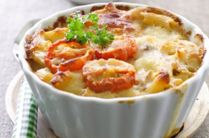 Low-calorie macaroni cheese