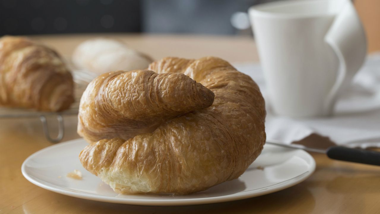 mince pie croissant