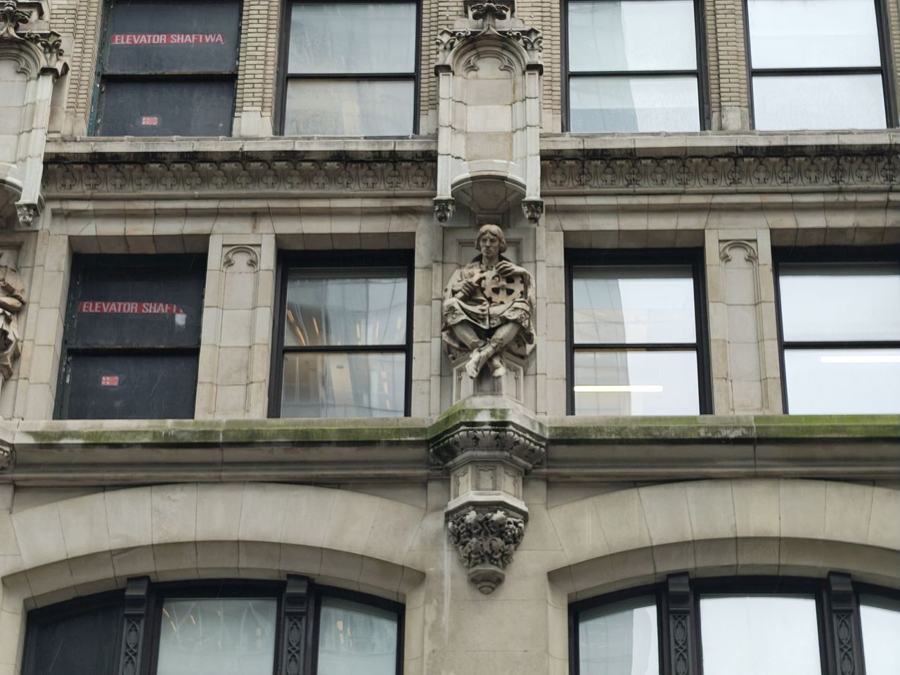 Motorola Razr Ultra 2025 zoom sample.