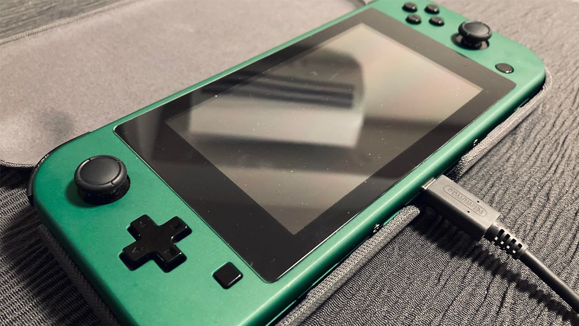 Raspberry Pi CM4 Used in Custom Nintendo Switch Lite Replica