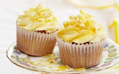 Lemon and white chocolate cupcakes