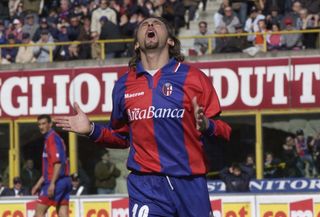Giuseppe Signori in action for Bologna against Lecce in March 2002.