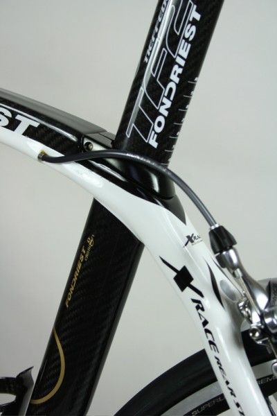 Like many frames with curved top tubes the TF2 routes its rear brake cable internally to keep it out of harm's way